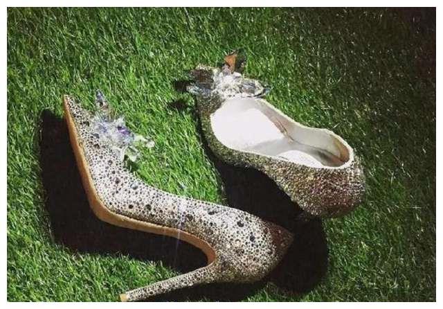 明星结婚婚鞋,杨颖最土豪,杨幂随意,范玮琪竟然