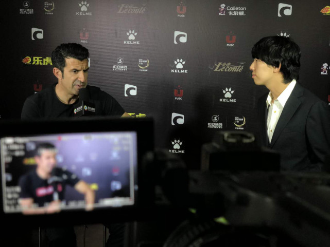 专访菲戈:校园足球是进入职业的基础 愿助力中