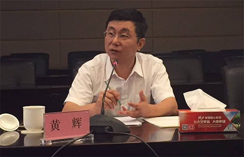 格力电器执行总裁黄辉离职董明珠接班人问题引发关注