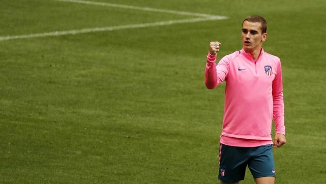 巴萨主力11人7个30+ 梦二梦三平均年龄27岁