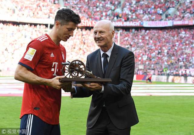 无敌是多么的寂寞!拜仁包揽冠军金靴助攻王 欧