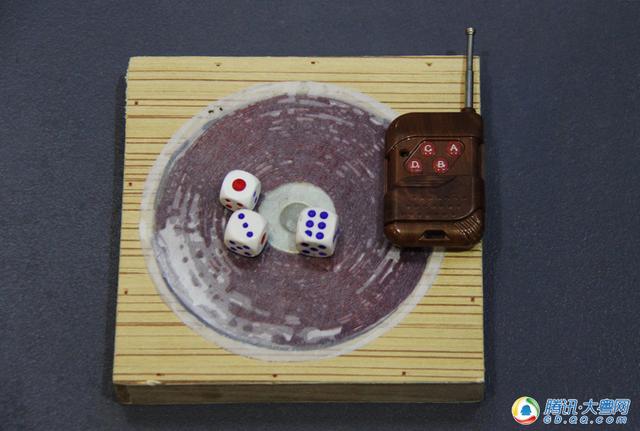 广东公安揭秘地下赌场老千术