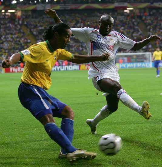 【世界杯百大球星】小罗:足坛桑巴精灵 世界杯