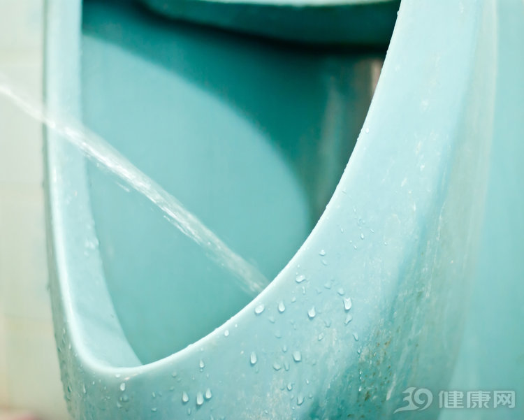 喝酒|长期喝酒的人，晨起出现3种现象，说明身体已经给你下“戒酒令”