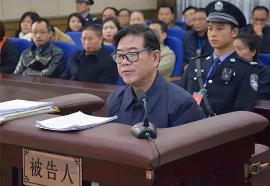 衡阳落马市委书记司机涉贪腐价格65万的车报账80万