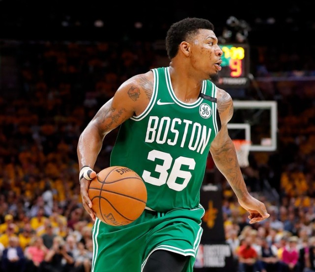 斯马特持球进攻