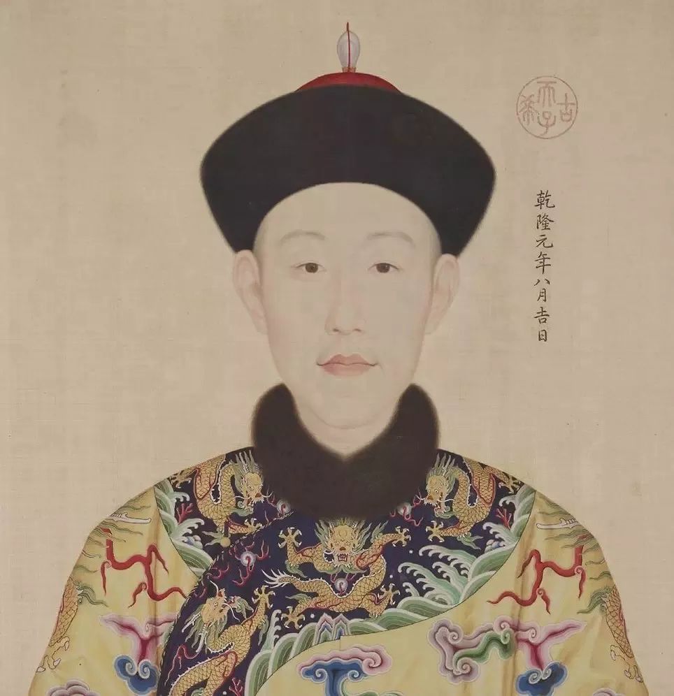 到了乾隆年间,郎世宁已经深谙帝王的审美趣味,他在中西方绘画中取得