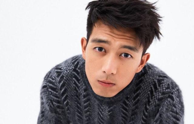 娱乐圈91年出生的4位明星,李现91年,冯提莫91年,郑爽91年!