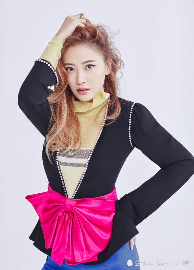 "辣妈"应采儿突破自我,撩发性感惹人爱