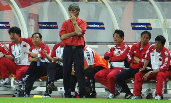 米卢再谈国足02世界杯:敢于梦想 态度决定一切