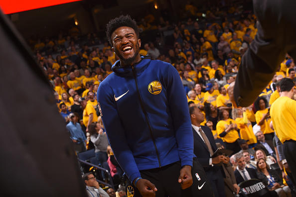 NBA裁判委员会:贝尔是正常换位 并未非法掩护