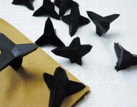 几种很奇特的冷兵器,撒菱很小巧,离别钩威力大