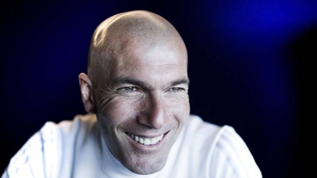 齐达内回顾98世界杯:我是法国足球史上标志性