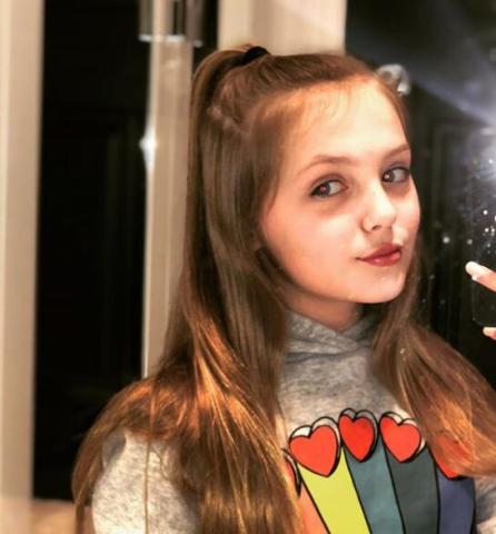 杰拉德女儿已是大美女12岁走上t台利物浦球迷惊呼:太美了!