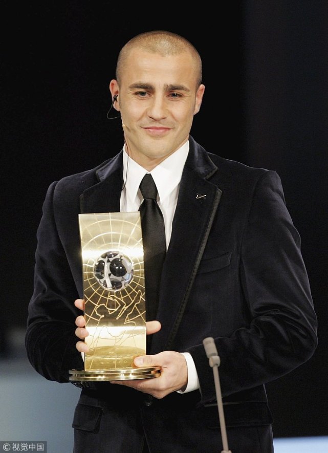 卡纳瓦罗 蓝衣军团无敌防线上的热血司令 双