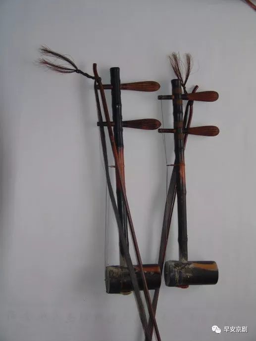 选择京胡的方法