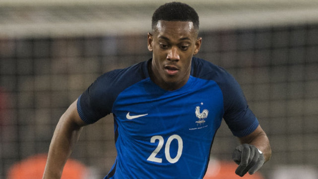 无缘世界杯最佳11人阵容:萨内马夏尔领衔 英超