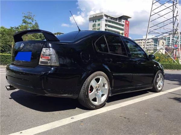 限量2000台经典手波宝来r