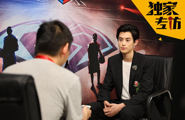 专访王鹤棣:最喜欢詹姆斯 加盟超级企鹅很激动