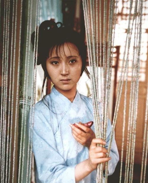 红楼梦开头为什么是女娲补天,而不是盘古开天