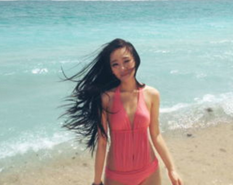 严艺丹有身高有气质,能高冷也能可爱知性,真乃完美女人也