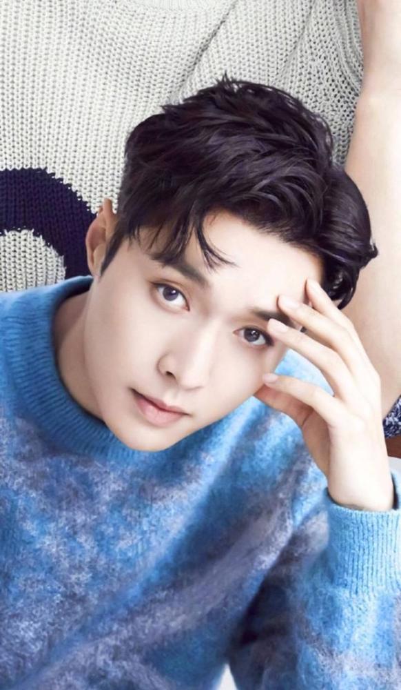 调大音量,听见的声音是:你快一点啊.话短,语气不耐烦.