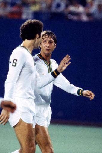 【世界杯百大球星】贝肯鲍尔:足球皇帝 史上最