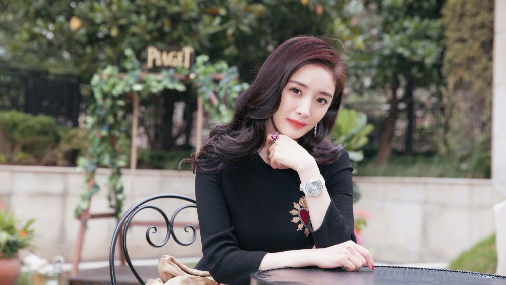 杨幂刘恺威女儿真名曝光被吐槽太土气