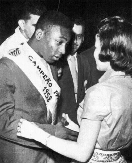 【世界杯百大球星】贝利:开创足球新纪元 世界