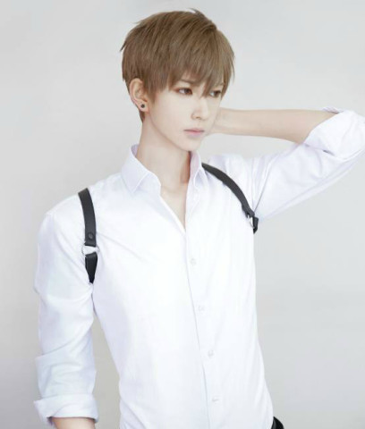 小姐姐熊祁cos白起的照片,一张比一张还帅,最后一张太撩人