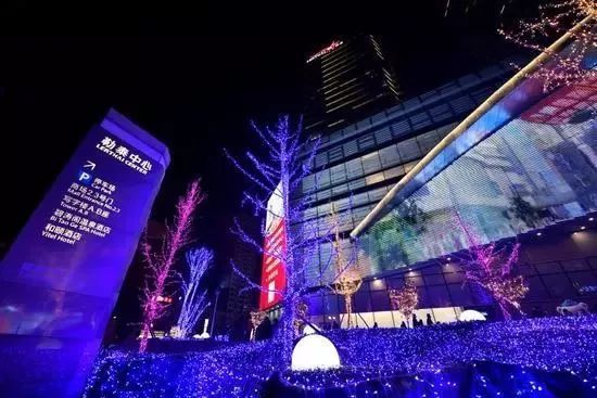 今天起,石家庄北国,勒泰,万达等各大商超营业时间再延长