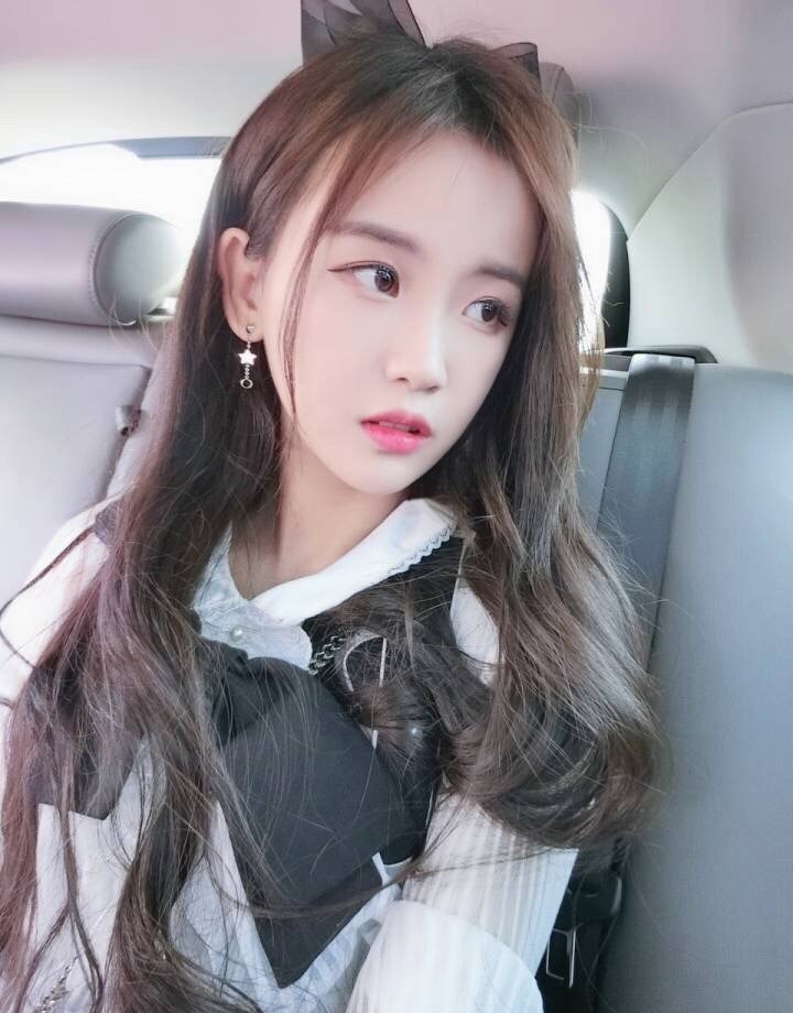 快手女神《青柠味的小不点》生活美拍粉嫩的小