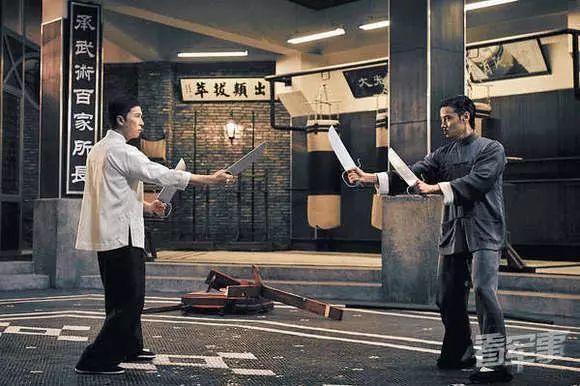 双刀|刀尖锐利，造型奇特的咏春派独门冷兵器——咏春双刀