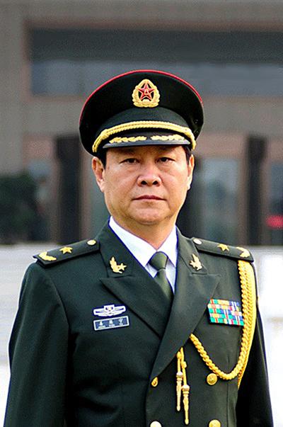 省軍區政治部原主任姜英宇少將調任廣西軍區政委