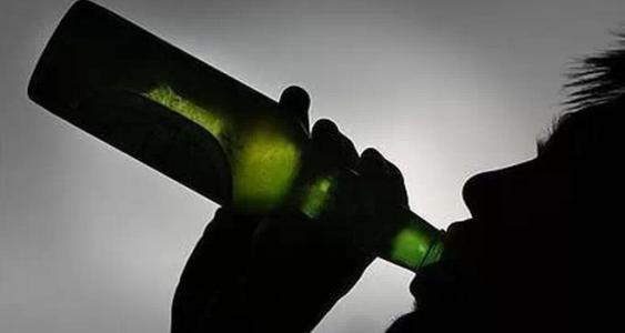 男生喝醉酒是什么样的状态?