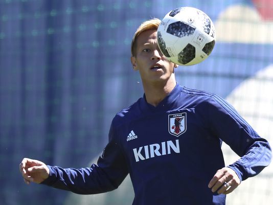 本田圭佑亲笔 盘带摆脱叛逆时光我看到足球的 悲惨世界 腾讯网