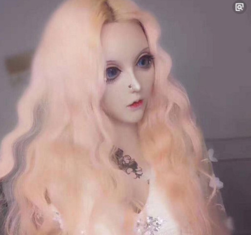 网友称:"芭比娃娃被黑的最惨的一次",快手网红芭比迪丽拉卸妆后回归