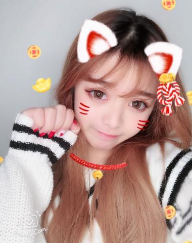 抖音学猫叫又火了,大人沐浴意外入镜,网友:我看