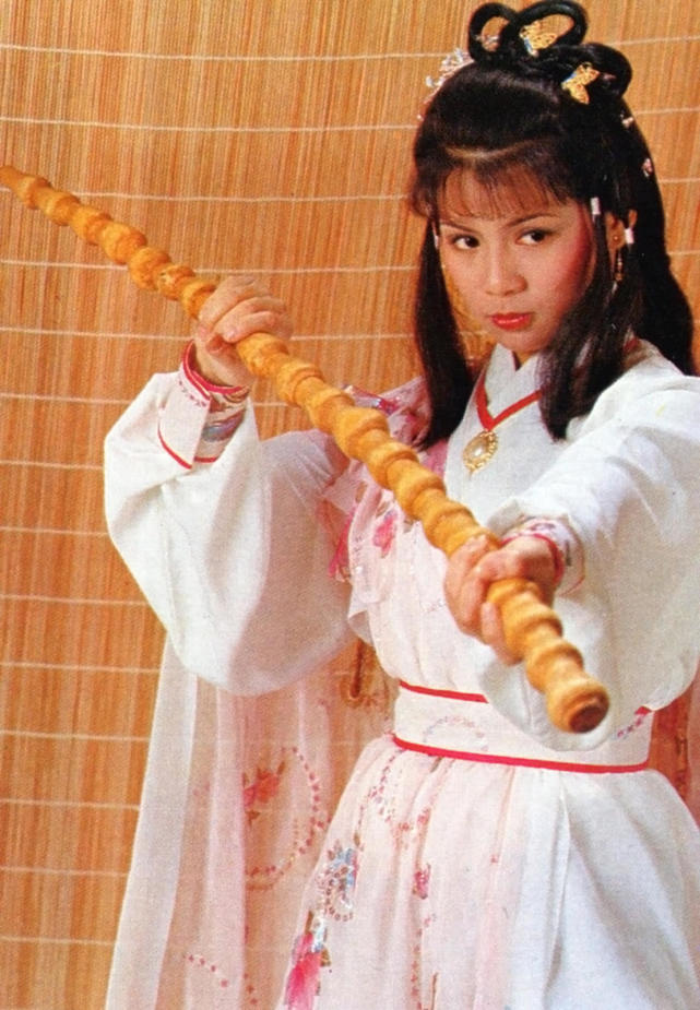 1983年经典版《射雕英雄传之铁血丹心》,郭靖黄蓉初出江湖