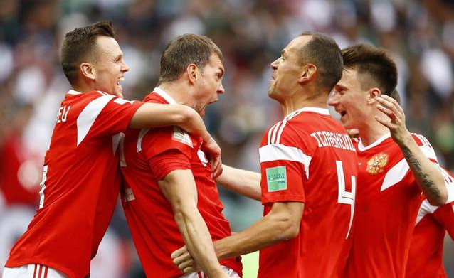 俄罗斯和中国时差只有五小时,为什么还有凌晨