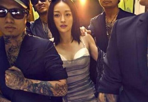 的男人,而在上个世纪四十年代的时候,日本的黑社会的首脑却是一个女子