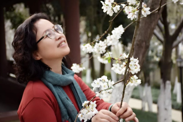 此次获得冰心散文奖,对徐玲芬来说,是一个新的开始,也是一次全新的