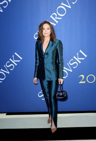 美国女星戴安·莲恩出席美国时装设计师协会大