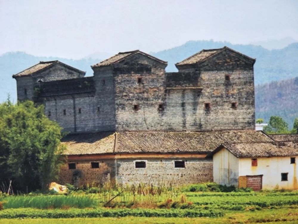 来韶关可遇见这些韵味十足的古围楼