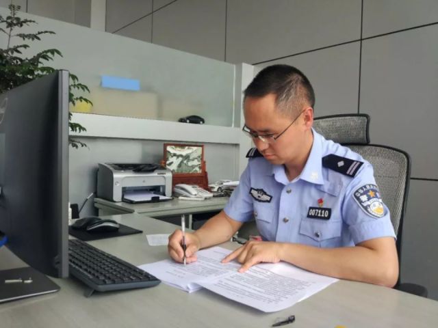 交管12123不只能查违章!这些业务一部手机