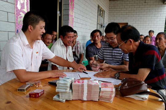 天生活数十年 泸州会龙村如今依靠土地信托挣钱