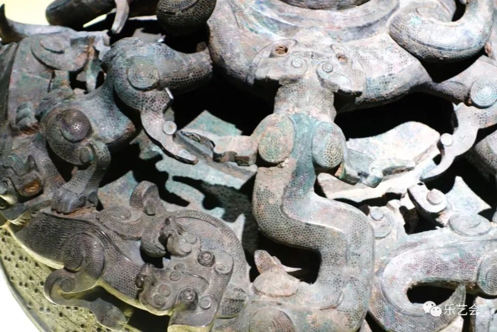 秦代小青龙青铜毛毛虫陕西历史博物馆青铜龙及延伸阅读
