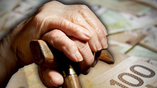 加拿大父母团聚移民不用抽签了!加拿大老年人