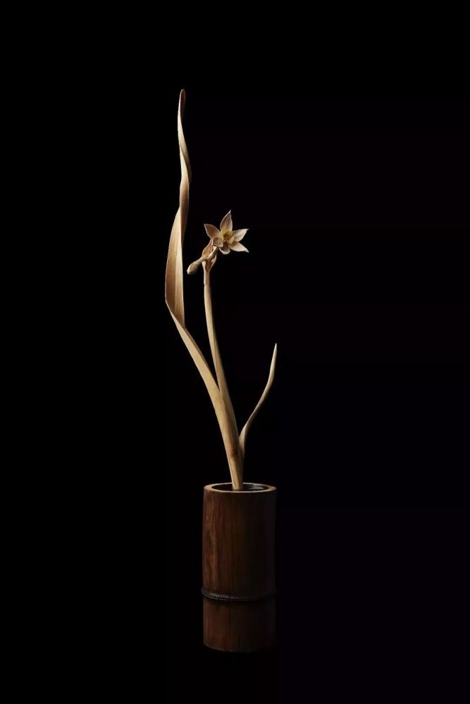 大竹亮峯|80后小哥雕出“活”龙虾，刀工变态、难辨真假，还原度100％！