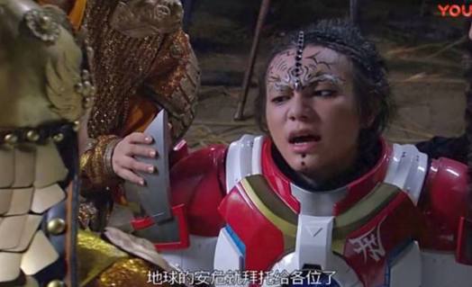 戈尔法是阿瑞斯星球皮尔王座下刑天巡逻队的队长,他的长相和后来的